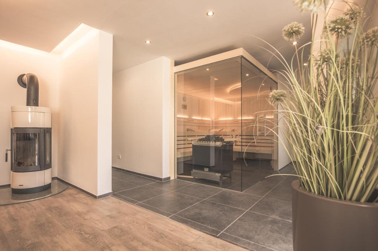 Boutique Wellnesshotel Landmann 스타이넨 외부 사진