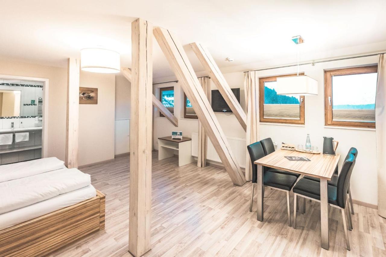 Boutique Wellnesshotel Landmann 스타이넨 외부 사진